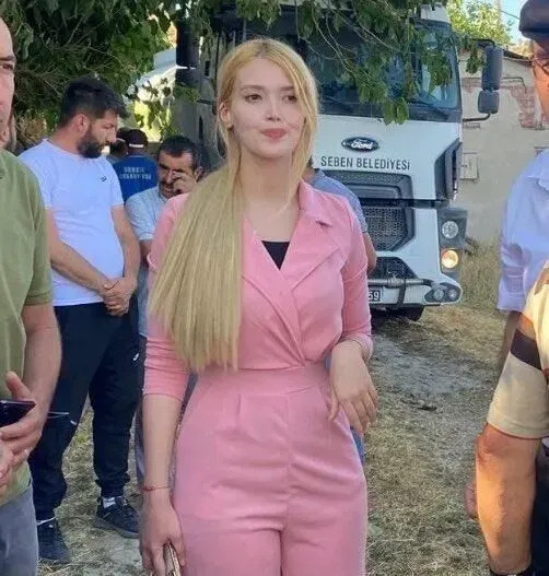 Erdoğan imzaladı, 'Barbie Kaymakam' jet terfi aldı - Resim : 2