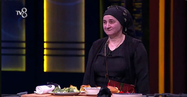 MasterChef'te Emine'nin yüreklere dokunan hikayesi! Mücadelenin yüz bulmuş hali