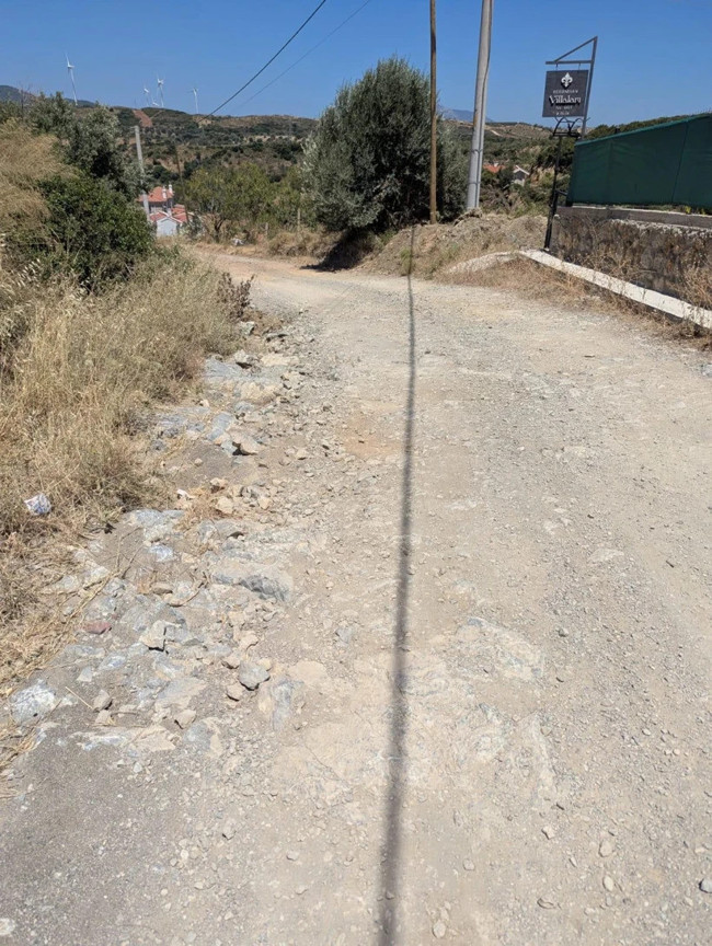 Datça’da utanç tablosu: Yol kaderine terk edildi - Resim : 1