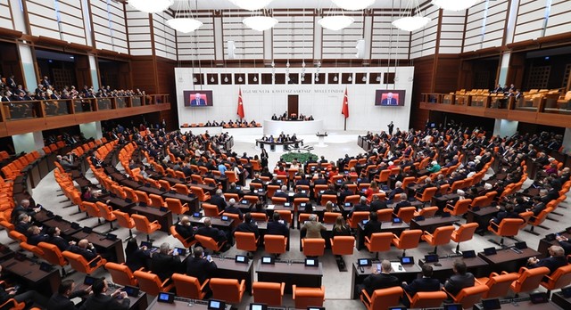 MHP’li Feti Yıldız'dan KHK haberlerine sert tepki! "Hesabı hukuk önünde sorulacak" - Resim : 2