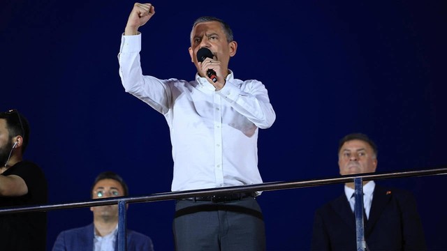 Özgür Özel’den Cumhurbaşkanı’na sert çıkış: ‘Uyarıyorum, bu yolun sonu kötü’ - Resim : 9
