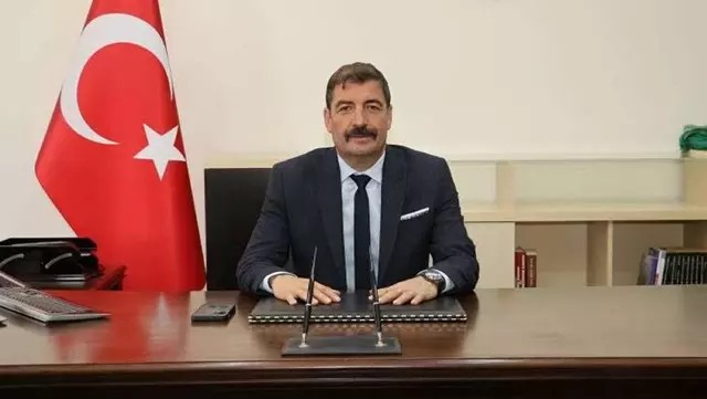Belediye başkanından 'tahta sopa' talimatı: "Bunu yere yatırıp dövmeye başlayın" - Resim : 1