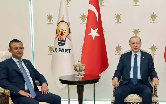 Kritik görüşme başladı! Erdoğan ve Özel bir araya geldi - Resim : 1
