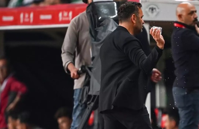 Galatasaray'ın ezici üstünlüğü yetmedi: Okan Buruk saha kenarında çılgına döndü! - Resim : 2