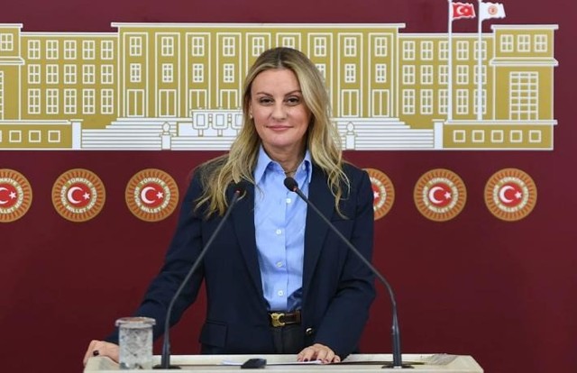 DEVA Partisi'nde flaş istifa - Resim : 1