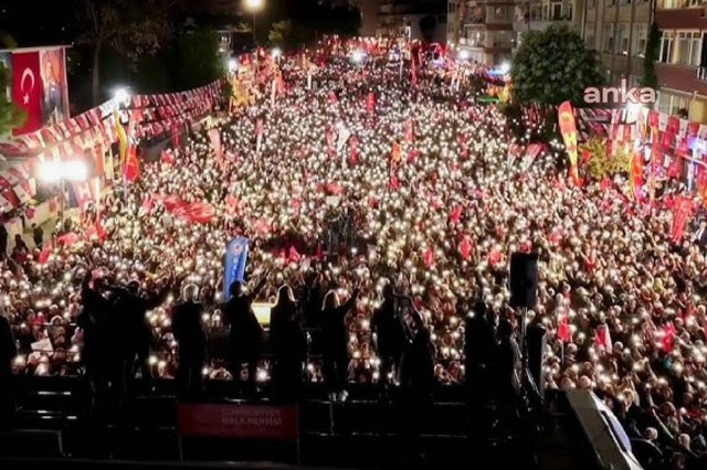 Özgür Özel'den 'asgari ücrete zam' çıkışı! Yüz binlerin önünde seslendi... - Resim : 3