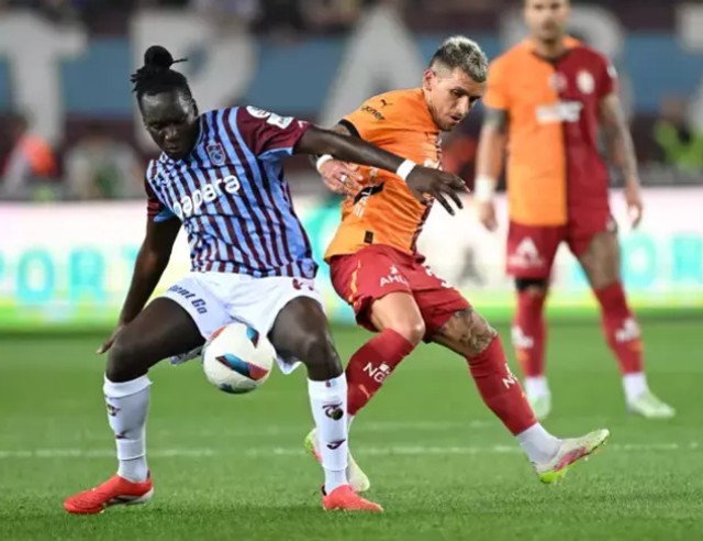 Adım adım şampiyonluğa... Galatasaray Trabzonspor'u da devirdi! - Resim : 2
