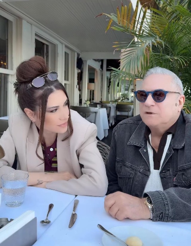 Fenomen iki isim buluştu! Aşk iddiaları gecikmedi! Sosyal medyada yorum yağdı... - Resim : 1