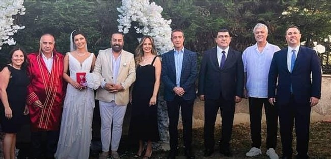 Ünlü spiker ile spor yorumcusu isim dünyaevine girdi! Ali Koç’tan çifte dikkat çeken çağrı… - Resim : 4