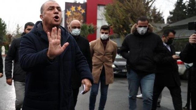 Fatih Terim gümbür gümbür geliyor! Kuvvetli ekibi ile Burak Elmas'ı tahtından indirmeye hazır - Resim : 1