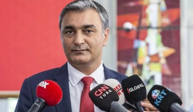 Kılıçdaroğlu aday değil ama... Özgür Özel'e CHP kurultayında sürpriz iki rakip - Resim : 1