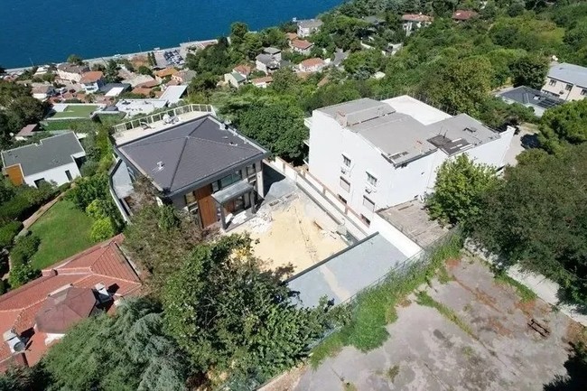 Cafer Mahiroğlu'nun kaçak villası bitti! 2 kez mühür kırdı inşaata devam etti! - Resim : 1