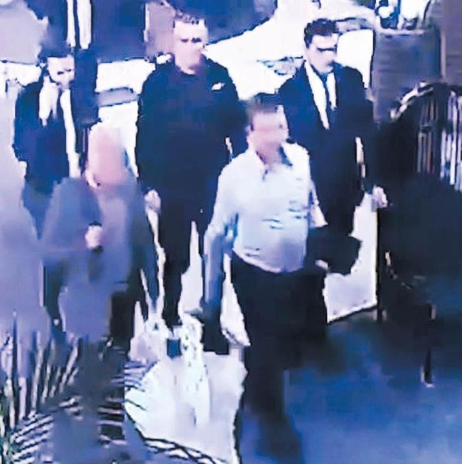 Ahmet Hakan’dan dikkat çeken İmamoğlu yazısı! ‘Hep tuhaflıkların arkasından çıkıyor…’ - Resim : 1