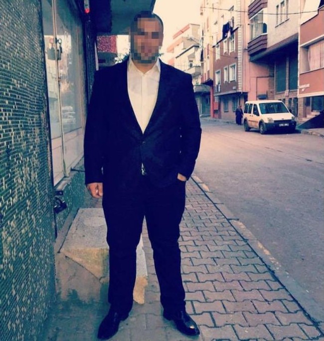Annesinin kafasını kesip önce balkondan insanlara gösterdi, sonra aşağı fırlattı - Resim : 1