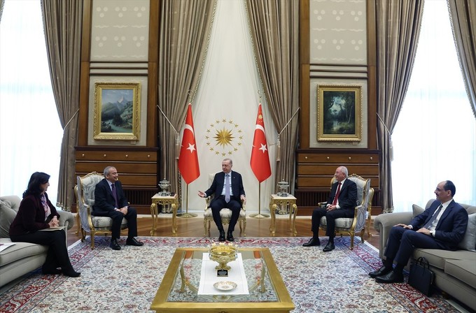 Külliye'de tarihi görüşme! Erdoğan, DEM Parti heyetiyle bir araya geldi - Resim : 2