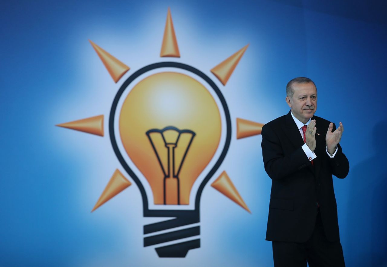 İki isim daha AK Parti'ye geçmeye hazırlanıyor! 25 Haziran'da rozet takılacak… - Sayfa 7